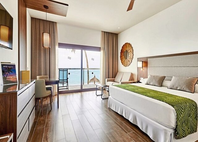 Riu Palace Maldives 5*, Dhaalu Atoll 5