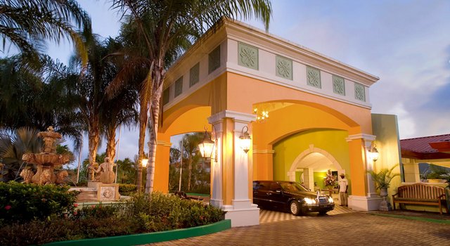 Sandals Grande St. Lucian Spa & Beach Resort, Gros Islet 2