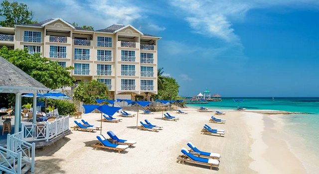 Sandals Royal Plantation 3
