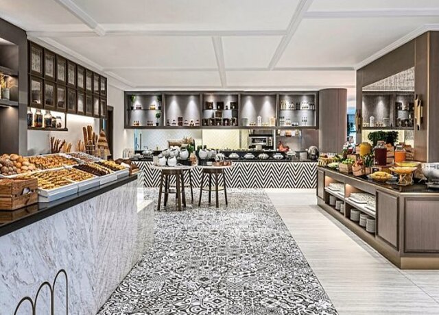 Sofitel Dubai Jumeirah Beach 5*, Jumeirah Beach 5