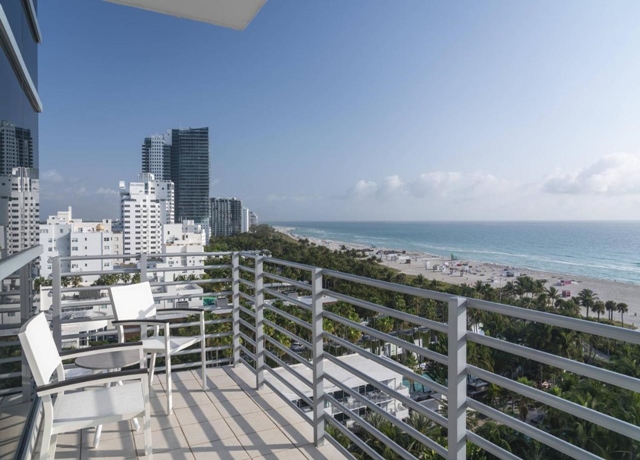 The Ritz-Carlton South Beach 5*, Miami Beach 1