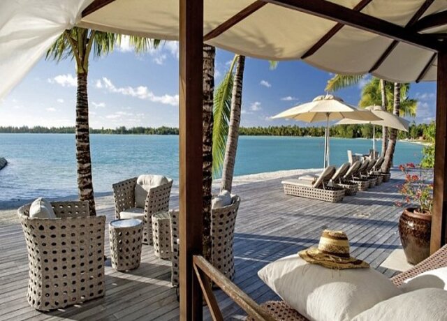 The St. Regis Bora Bora Resort 5*, Bora Bora 17