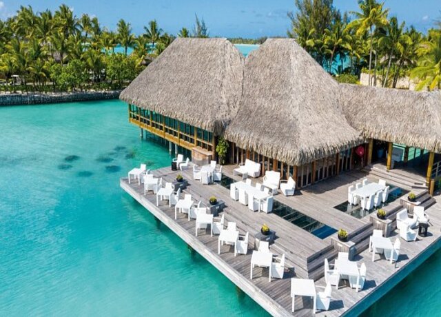 The St. Regis Bora Bora Resort 5*, Bora Bora 9