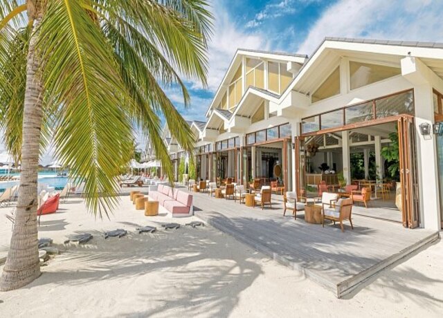 The Standard Maldives 5*,  Raa Atoll 13