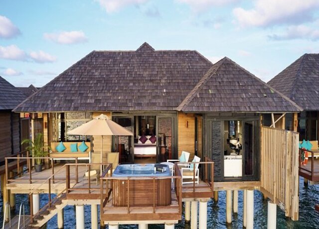 The Sun Siyam Iru Fushi 5*, Noonu Atoll 11