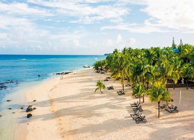 Victoria Beachcomber Resort & Spa 4*,  Pointe aux Piments 4