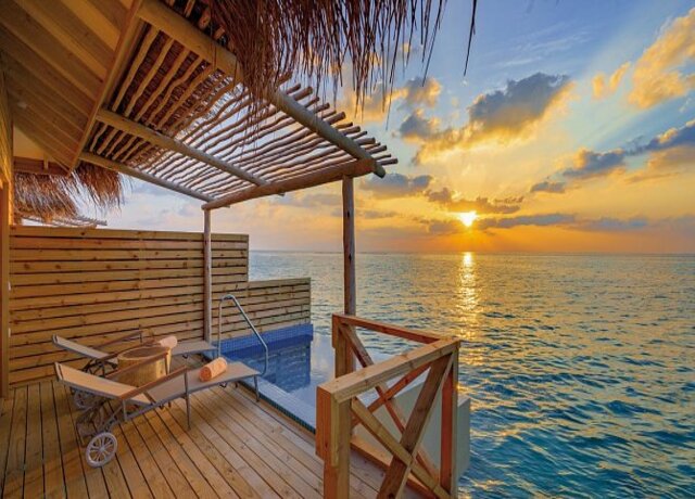 You & Me Maldives 5*, Raa Atoll 4