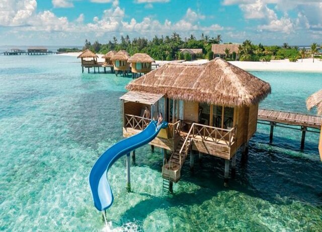 You & Me Maldives 5*, Raa Atoll 7